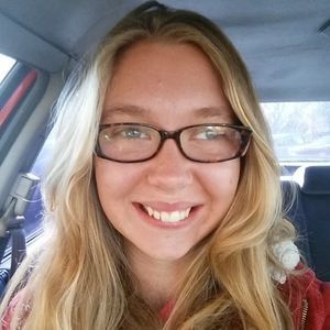 Meet your Posher, Lydia